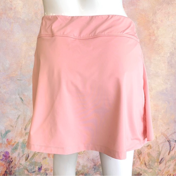 FILA RUFFLE TENNIS, PICKLE BALL, GOLF SKORT. WOMEN’S SIZE MEDIUM - Picture 3 of 6